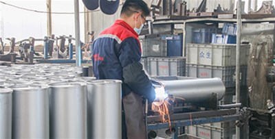 汽车消声器的工作原理及作用